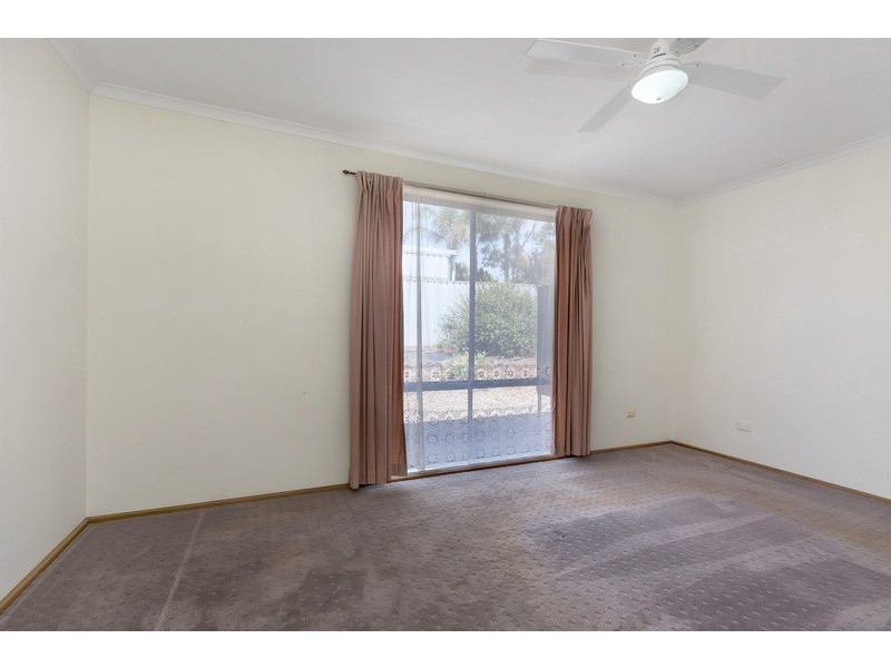 62 Glenhelen Road, Morphett Vale SA 5162