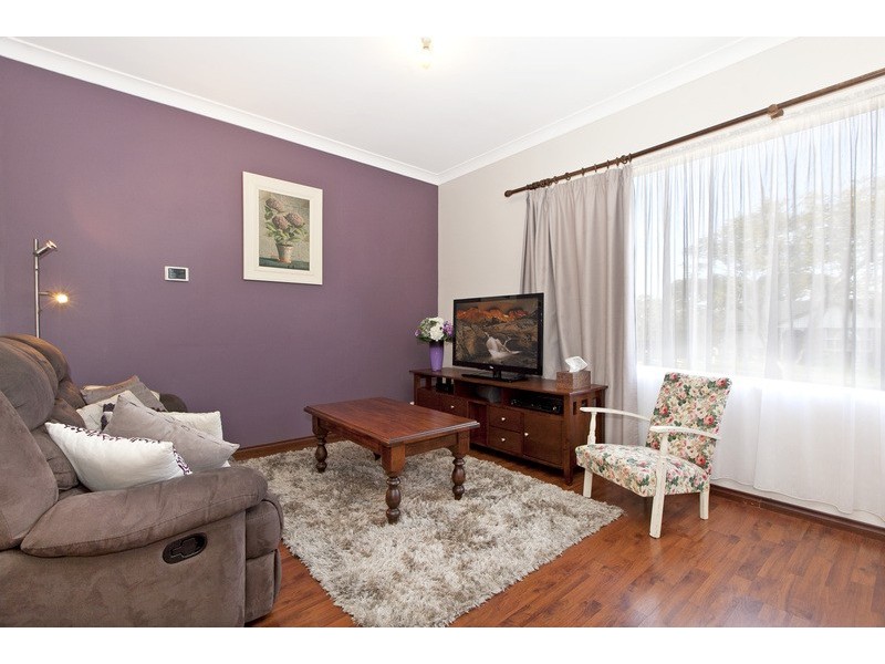 18 Crisp Road, Elizabeth Downs SA 5113