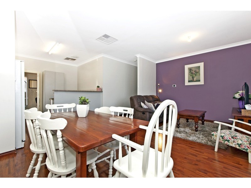 18 Crisp Road, Elizabeth Downs SA 5113
