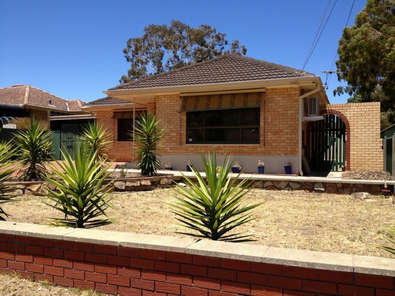 9 Grant Ave, Ridgehaven SA 5097