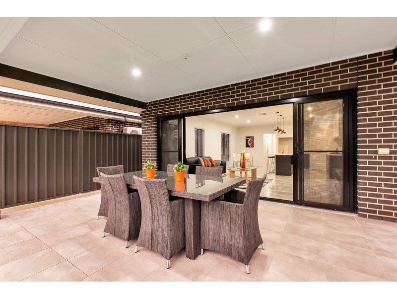 16 Alvis Road, Croydon Park SA 5008