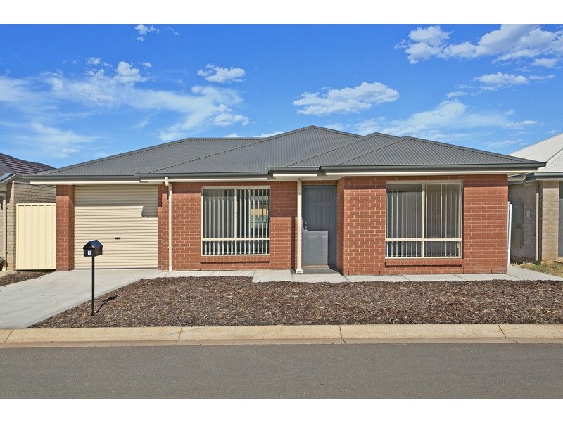 7 Grove Ave, Elizabeth Park SA 5113