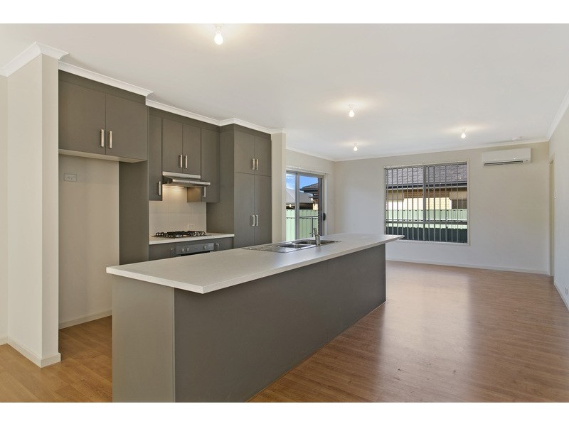 7 Grove Ave, Elizabeth Park SA 5113