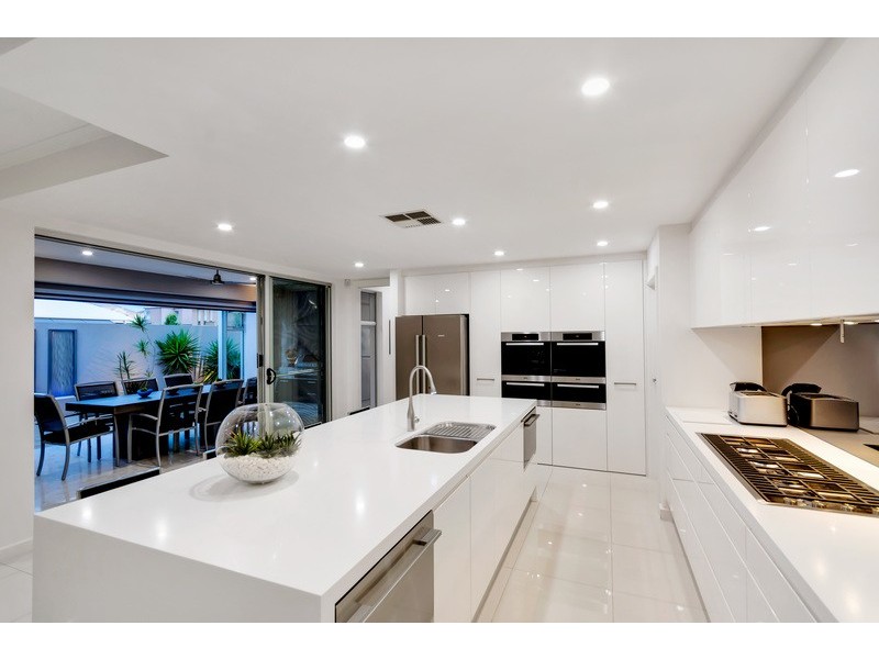 45 Isla Circuit, Mawson Lakes SA 5095
