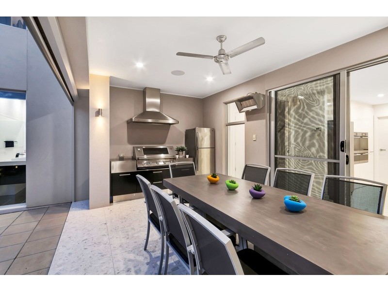 45 Isla Circuit, Mawson Lakes SA 5095