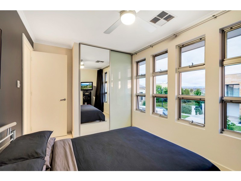 45 Isla Circuit, Mawson Lakes SA 5095
