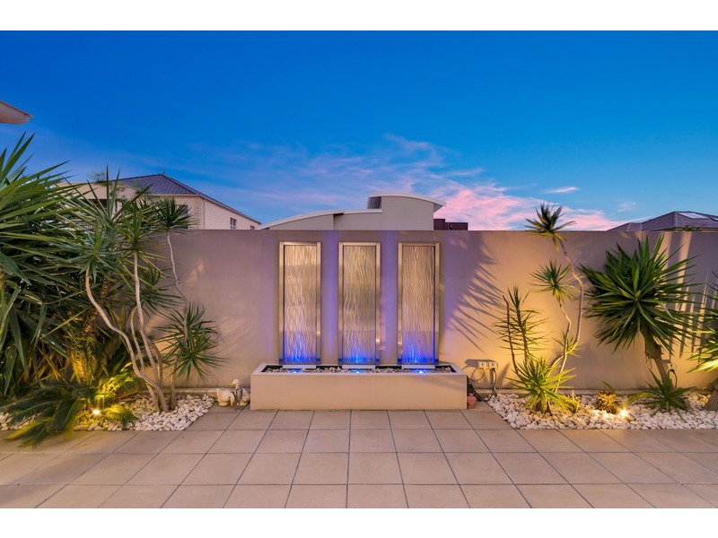 45 Isla Circuit, Mawson Lakes SA 5095
