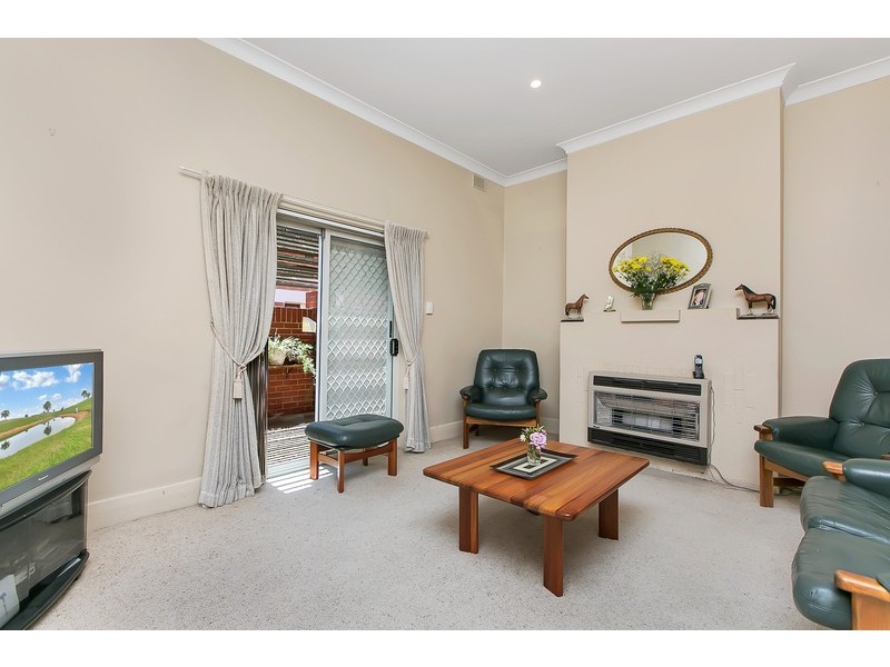 11 Cedar Avenue, Woodville South SA 5011