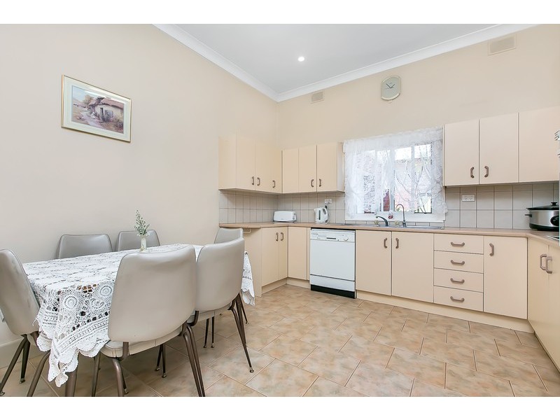 11 Cedar Avenue, Woodville South SA 5011