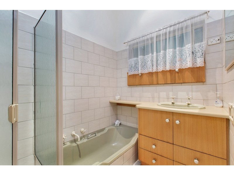 11 Cedar Avenue, Woodville South SA 5011