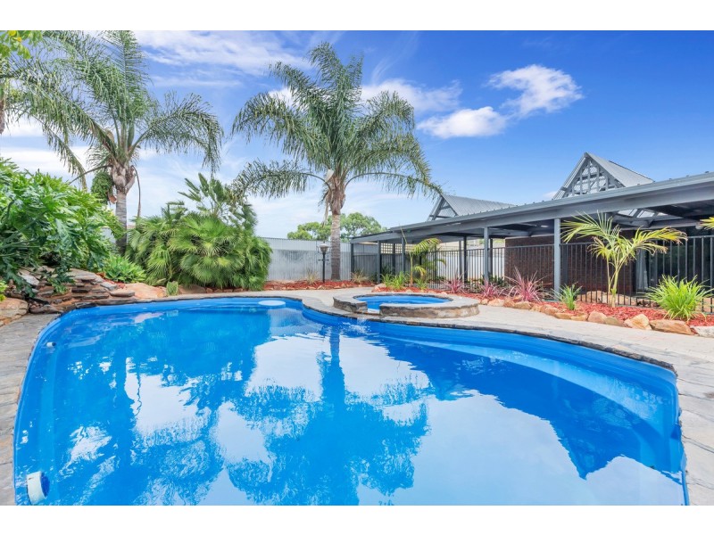 25 Parkview Avenue, Salisbury Downs SA 5108