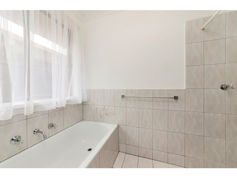 25 Parkview Avenue, Salisbury Downs SA 5108