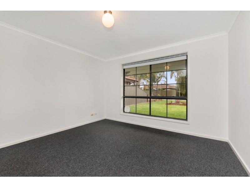 25 Parkview Avenue, Salisbury Downs SA 5108