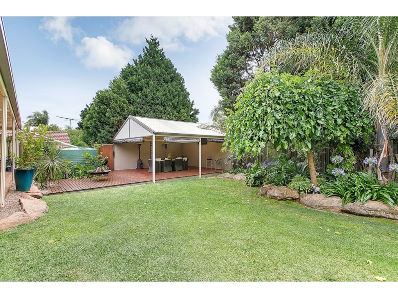 14 Hedgerow Drive, Gulfview Heights SA 5096