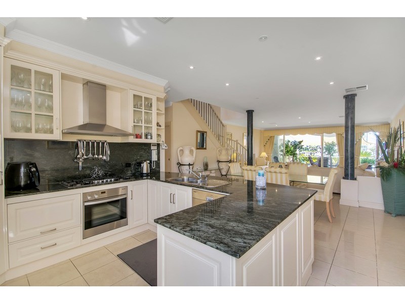 38 Liberty Avenue, North Haven SA 5018