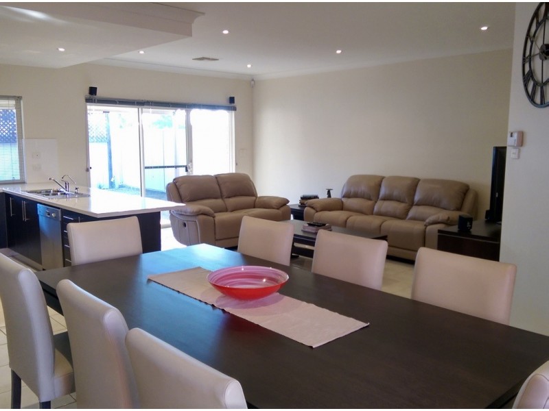 20A Beatrice Ave, Seaton SA 5023