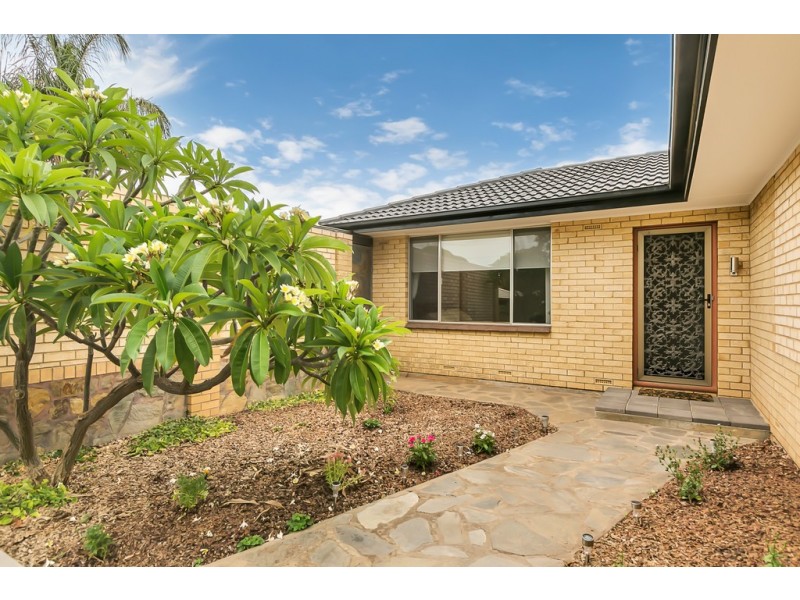 16 Down Crescent, Salisbury Downs SA 5108