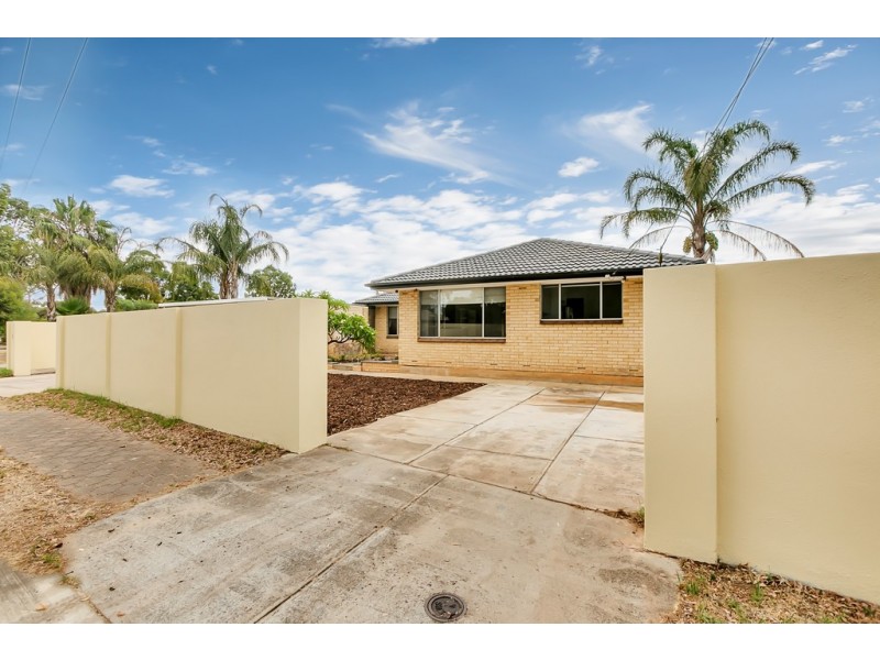 16 Down Crescent, Salisbury Downs SA 5108