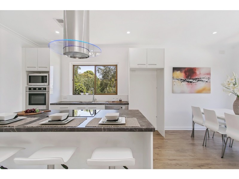 32 Bartholomew Avenue, Lobethal SA 5241