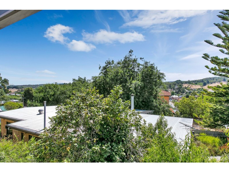 32 Bartholomew Avenue, Lobethal SA 5241