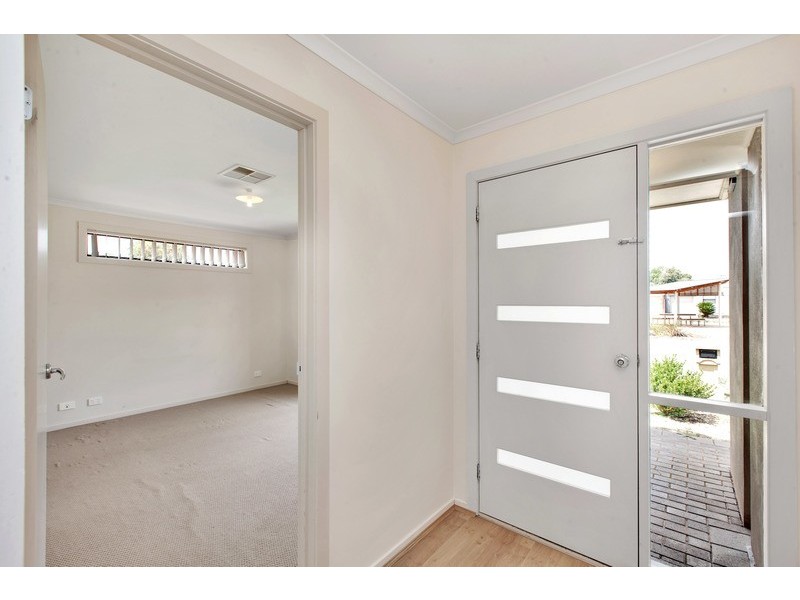 11 Almond Circuit, Munno Para West SA 5115