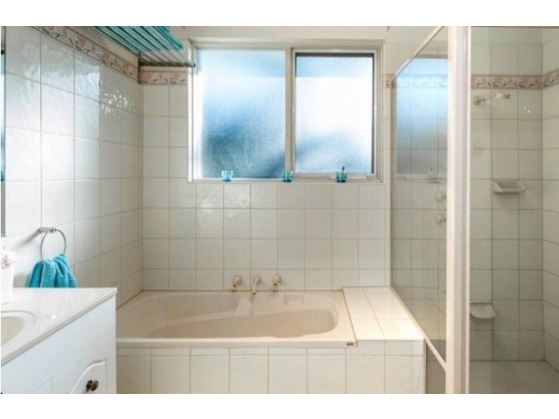 5 William Ave, Henley Beach South SA 5022