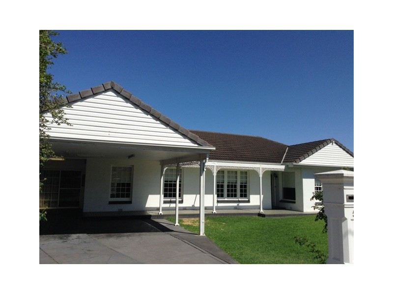 5 William Ave, Henley Beach South SA 5022