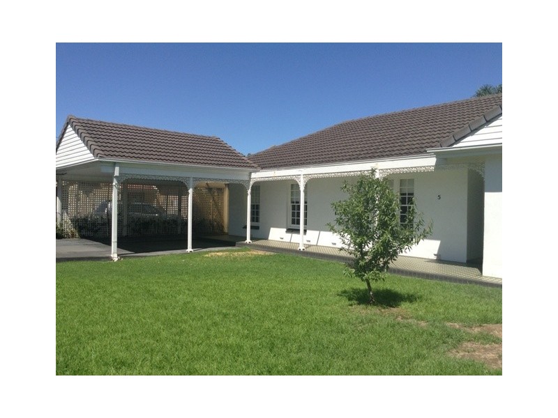 5 William Ave, Henley Beach South SA 5022