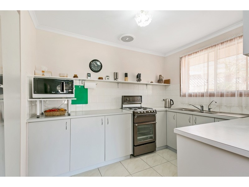 2/1094 Old Port Road, Hendon SA 5014