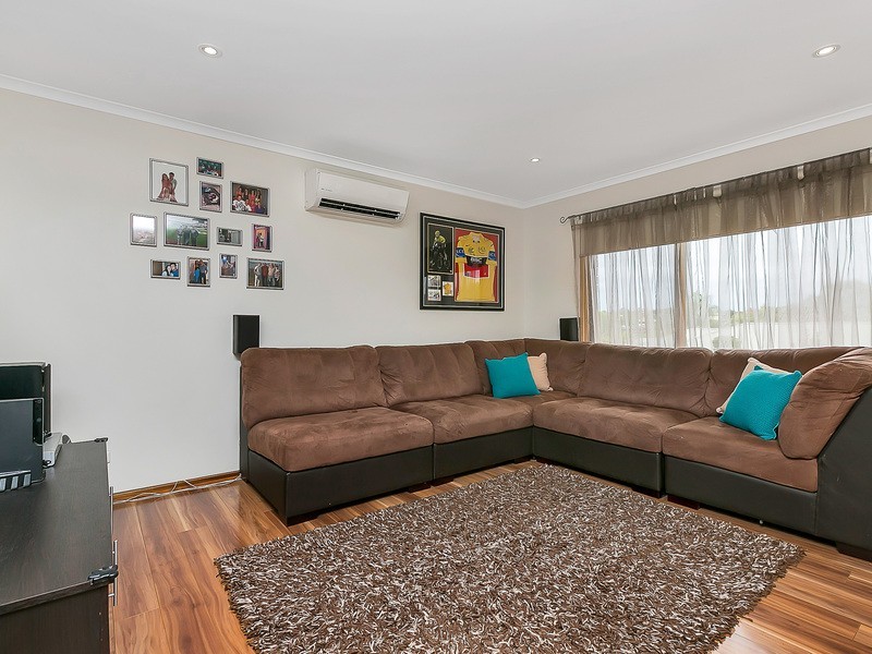 17 Bundaleer Place, Greenwith SA 5125