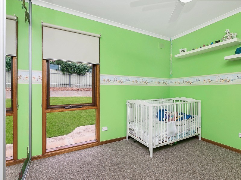 17 Bundaleer Place, Greenwith SA 5125