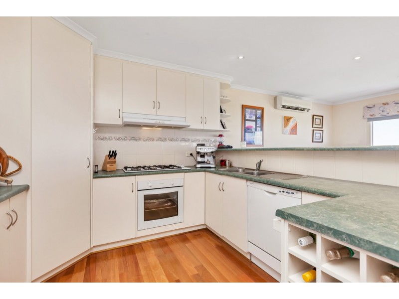 155 The Esplanade, Thompson Beach SA 5501