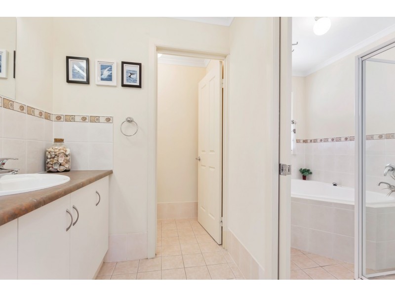 155 The Esplanade, Thompson Beach SA 5501