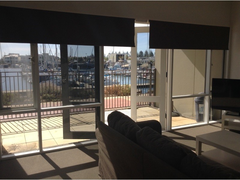 1/12 Arcadia Crt, North Haven SA 5018