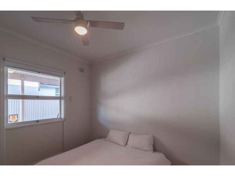 25 Bristol Crescent, Taperoo SA 5017