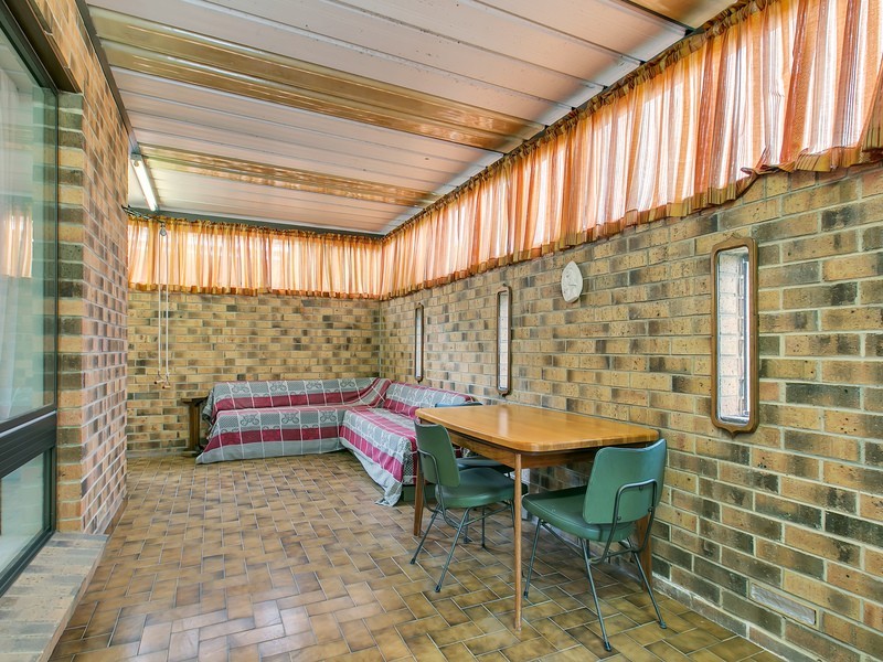 15 Kingborn Avenue, Seaton SA 5023
