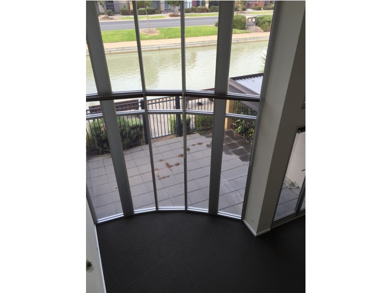 5 Azores Crs, Mawson Lakes SA 5095