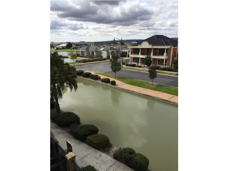 5 Azores Crs, Mawson Lakes SA 5095