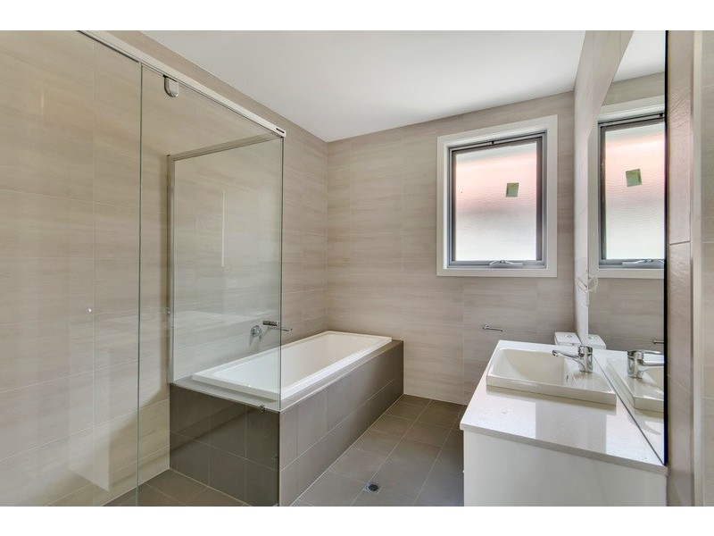 2/4 Seaton Terrace, Seaton SA 5023