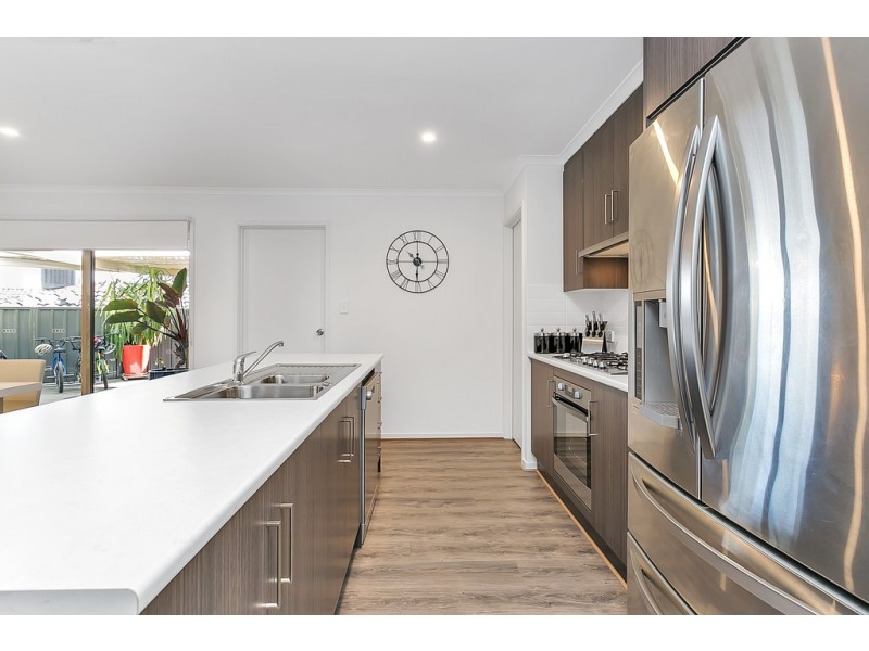 44a Cotton Street, Fairview Park SA 5126