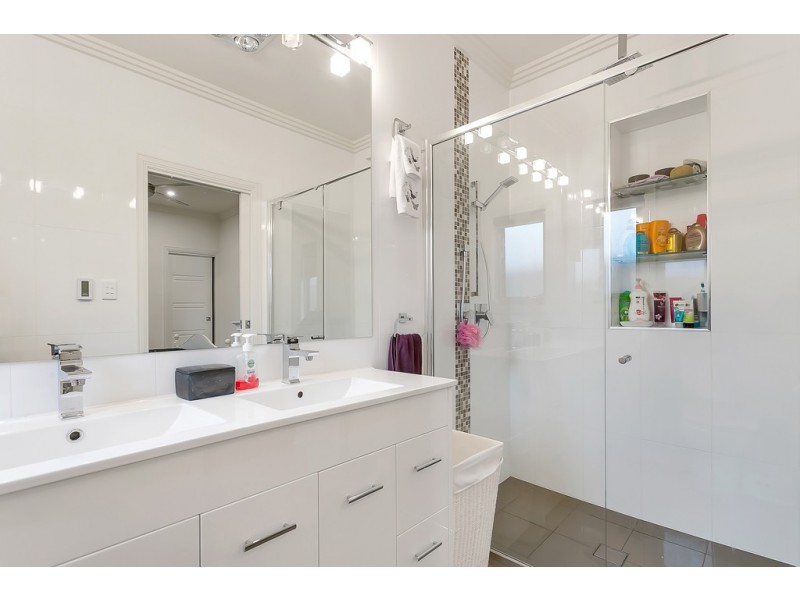 802B Military Road, Osborne SA 5017