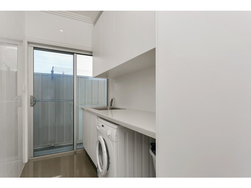 802B Military Road, Osborne SA 5017