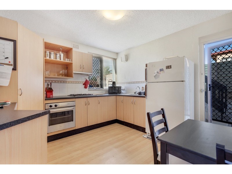 1/16 -18 West Beach Rd, West Beach SA 5024