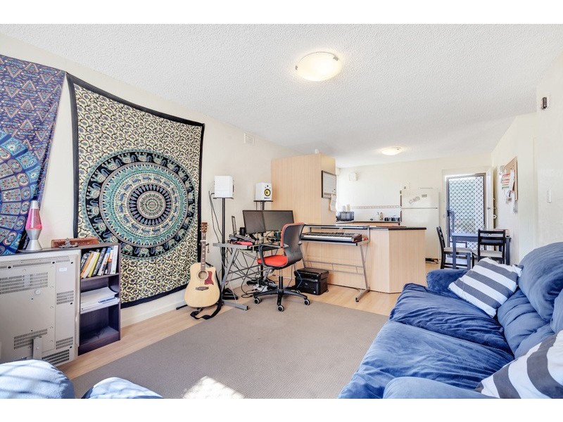 1/16 -18 West Beach Rd, West Beach SA 5024