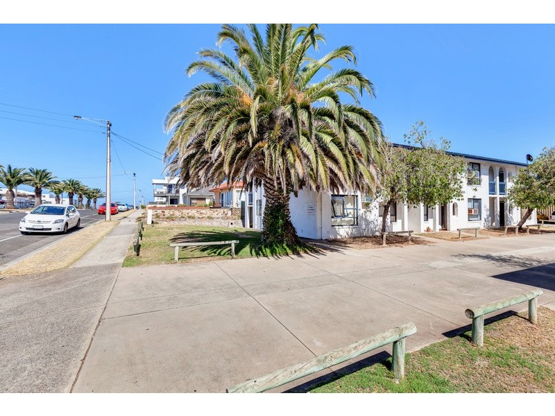 1/16 -18 West Beach Rd, West Beach SA 5024
