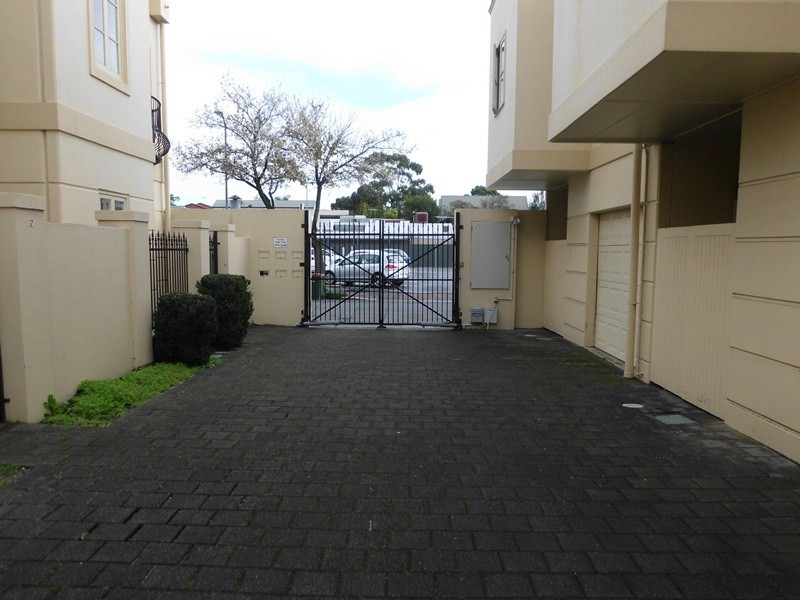 5 Hume Street, Adelaide SA 5000