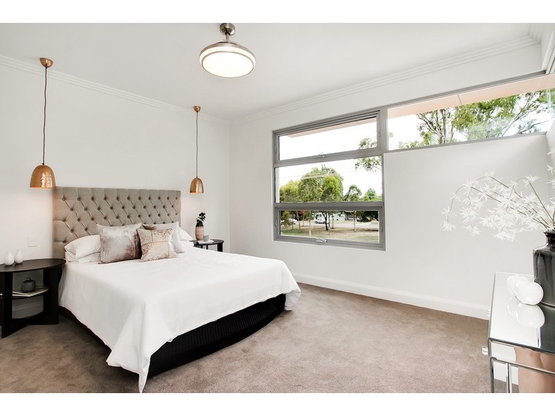 6, 6a and 6b Yorktown Crescent, Henley Beach South SA 5022
