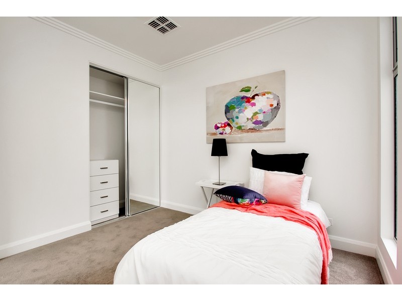 6, 6a and 6b Yorktown Crescent, Henley Beach South SA 5022