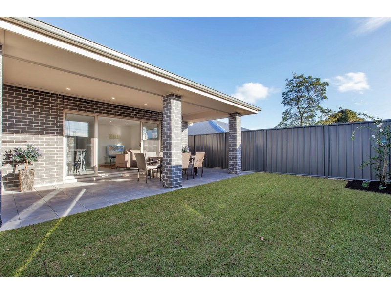 6b Neville Avenue, Para Vista SA 5093