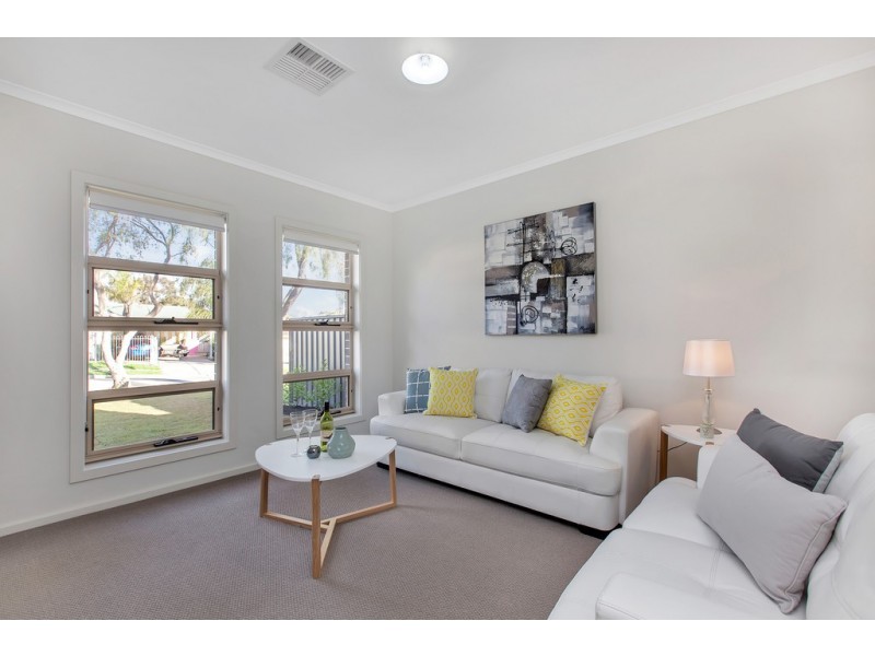 6b Neville Avenue, Para Vista SA 5093